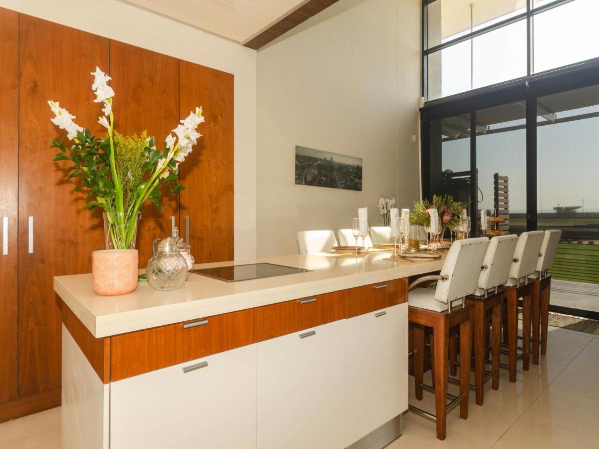 Quayside Waterfront Apartment ダーバン エクステリア 写真