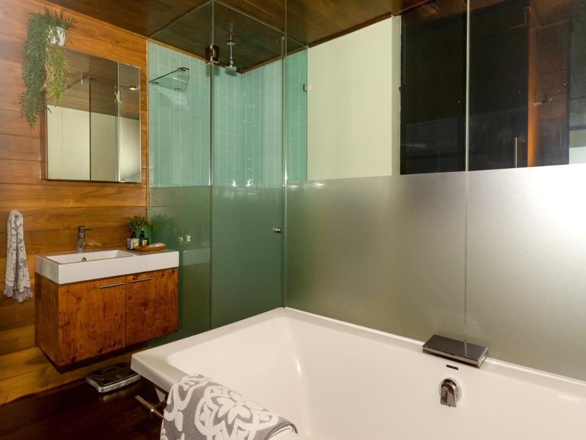 Quayside Waterfront Apartment ダーバン エクステリア 写真